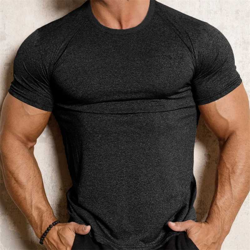 2024 new tight fitting sports T-shirt quick drying fitness sweatshirt short sleeved top running training summer compression T-shirt for men W250111