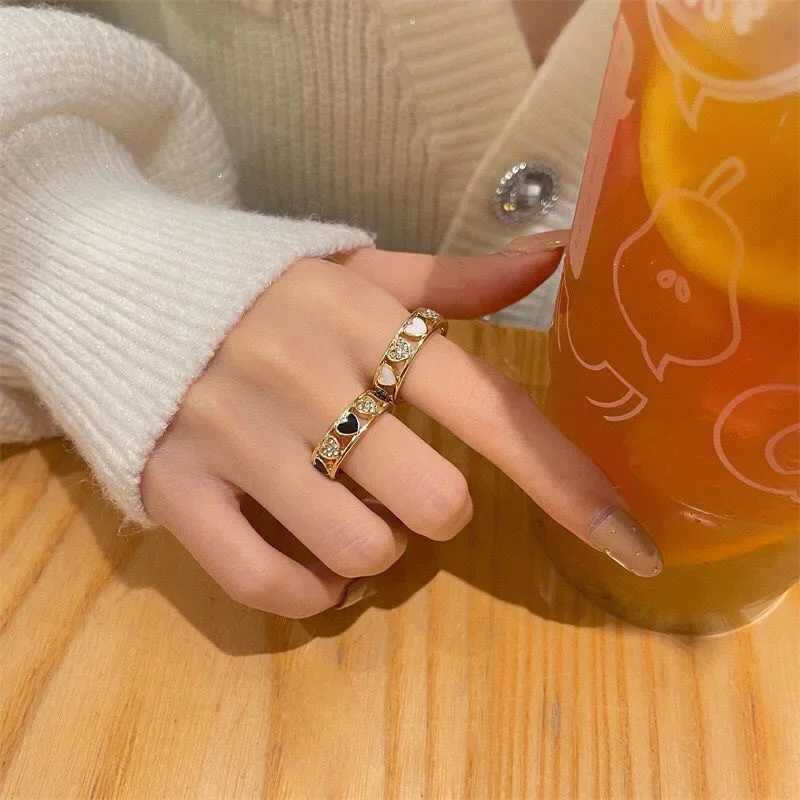 Heart Hollow Out Rings Women Tren Luxury Design Opening Adjustable Finger Ring Boho Fashion Wedding Ring JewelryXJ250110