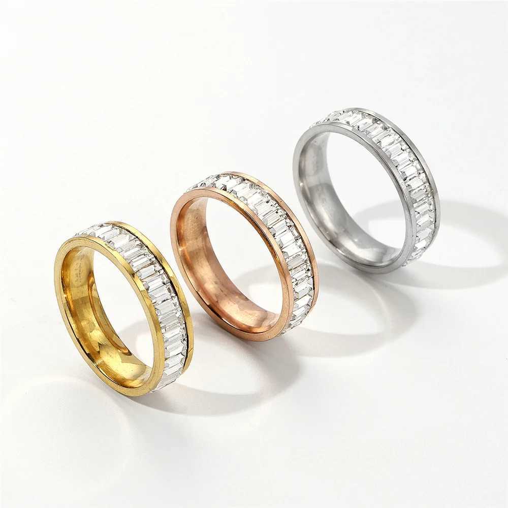 2022 Cubic Zirconia Ring 6mm Womens Gold/Silver Color Stainl Steel Wedding Band d Out CZ Rings for Women Jewelry GiftsXJ250110