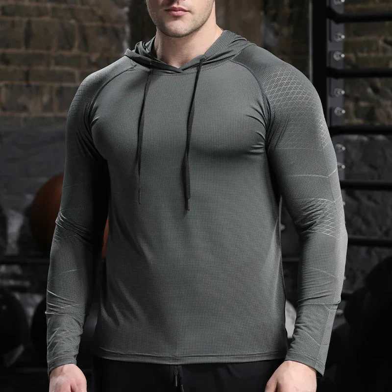 Mens outdoor sports hoodie quick drying suitable for long sleeved tops with hood mens running sportswear casual quick drying sportswear W250111