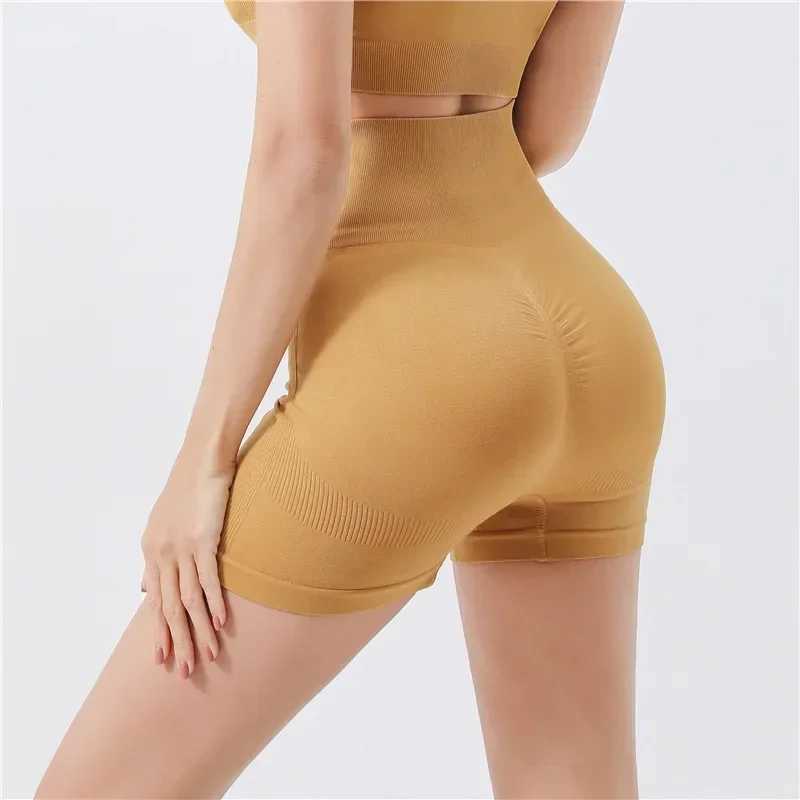 High Waisted Slim Yoga Shorts Tight Elastic Seamless for Womens Training ShortsXJ250111