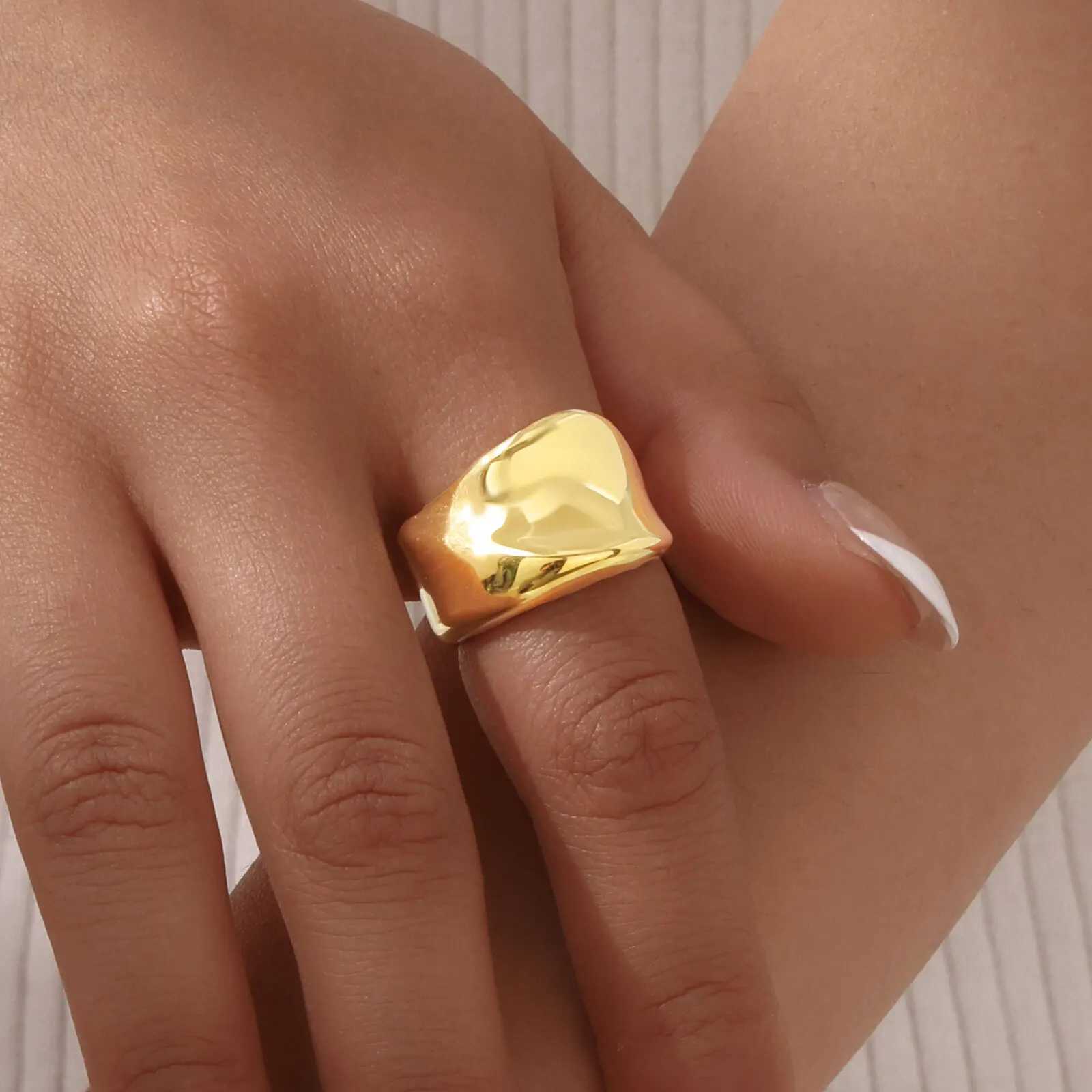 Vnox Stainl Steel Ring For Women GirlsHand Polished Smooth Metalic Texture Geometric RingsFashion Jewelry Statement GiftsXJ250110