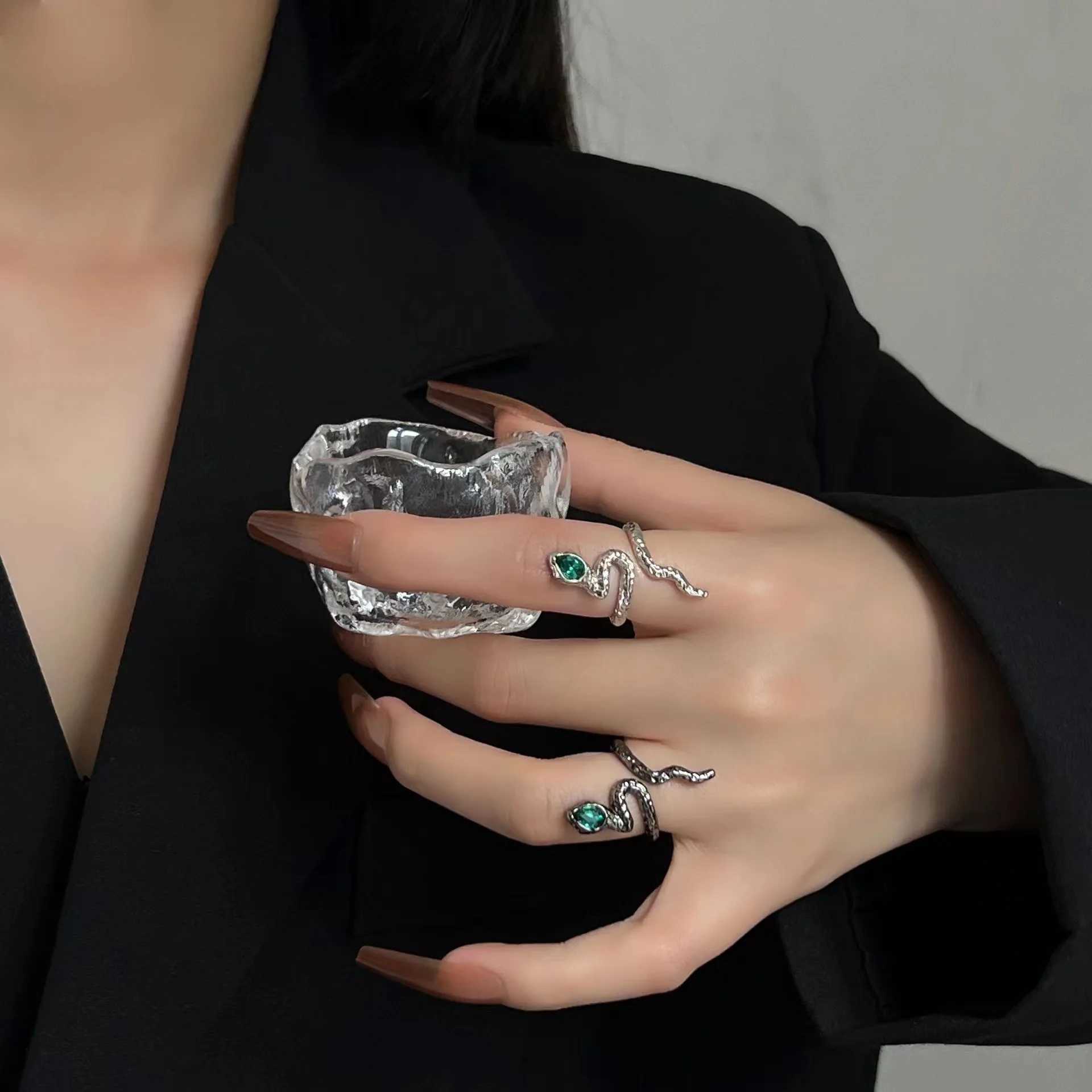 New Fashionable And Minimalist Snake Shed Womens Personalized Spirit Snake Ring Adjustable Jewelry WholesaleXJ250110