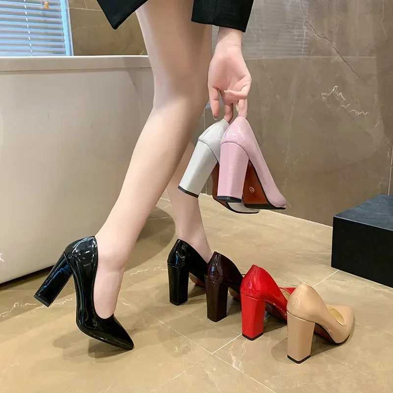 New Arrival Square Heels Pumps Womens Shoes Patent Leather Sexy Wedding Party Official Casual Super Size Szie T250110