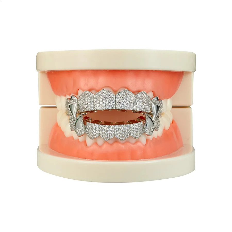 HipHop CZ Teeth Set For Unisex Top Bottom Mouth Gold Silver Color Teeth Tooth Cap Removable Dental Fashion Jewelry 250107