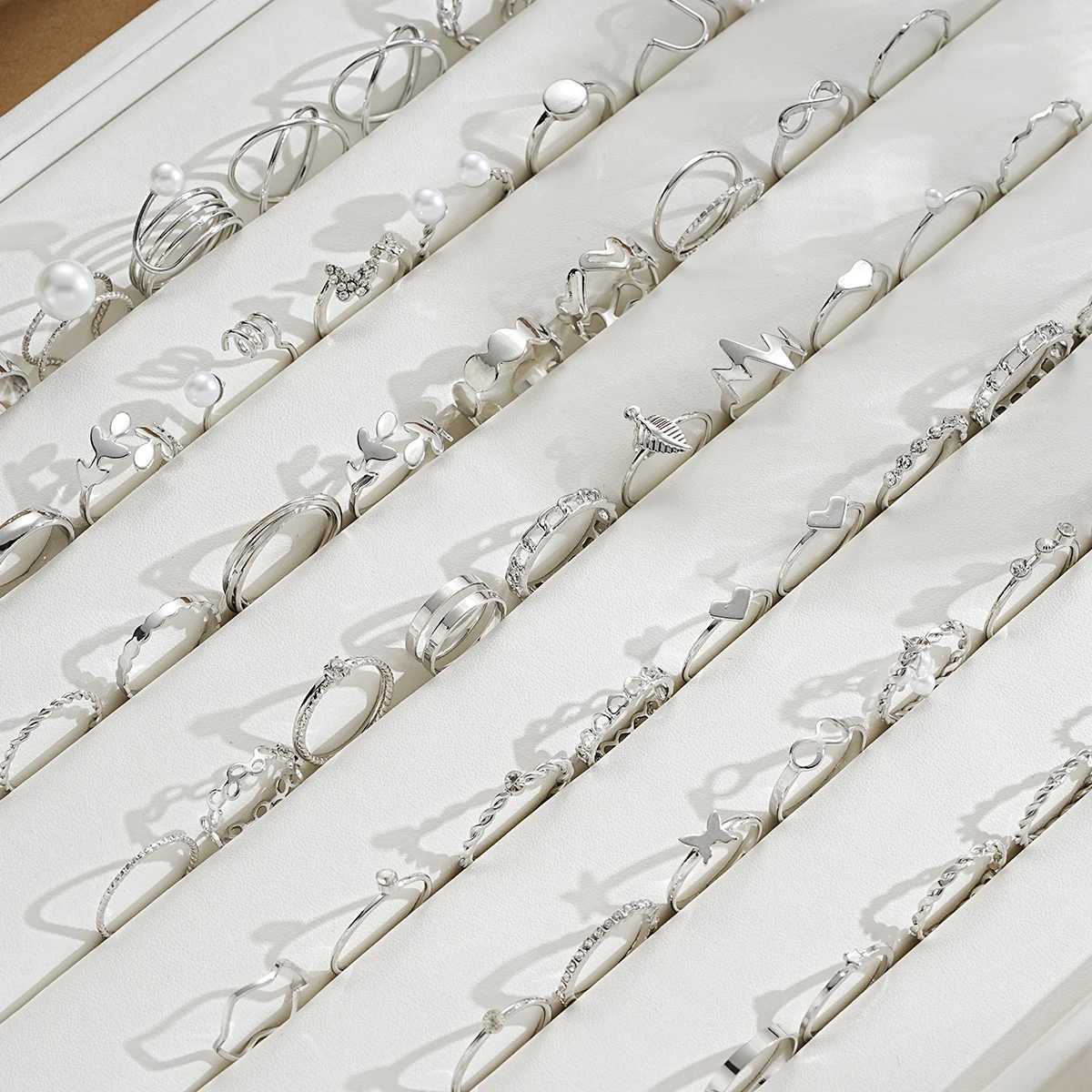 64-piece Ring Set Figure-8 Leaves Geometric Creativity Simple Temperament La Pearl Ring SetXJ250110