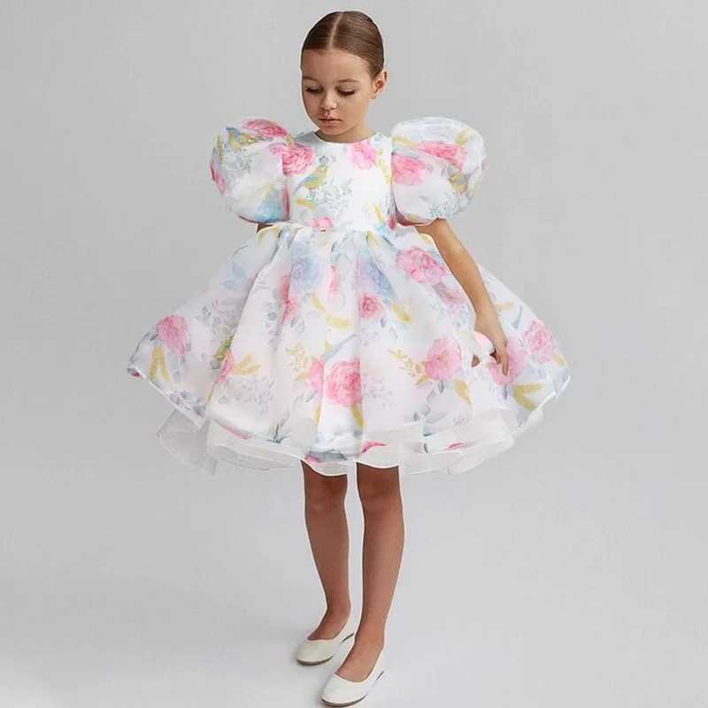 Girls white cake layered dress childrens sleeveless elegant Par wedding birthday Tutu princess Vestidos childrens summer clothing W250111