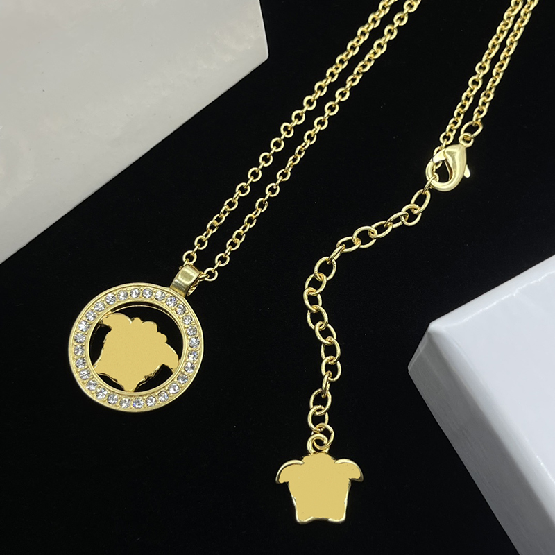 luxury MEDUSA Pendant Necklace Designer necklace gold color women necklace women letters trendy punk men enamel cool street womens pendants necklaces ladies