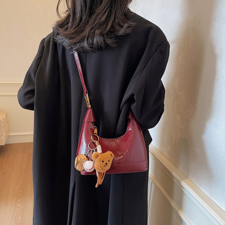 2025 Designer Brown 3 Premium women's Bag 2025 new autumn and winter shoulder with retro portable dumpg bag free shipping