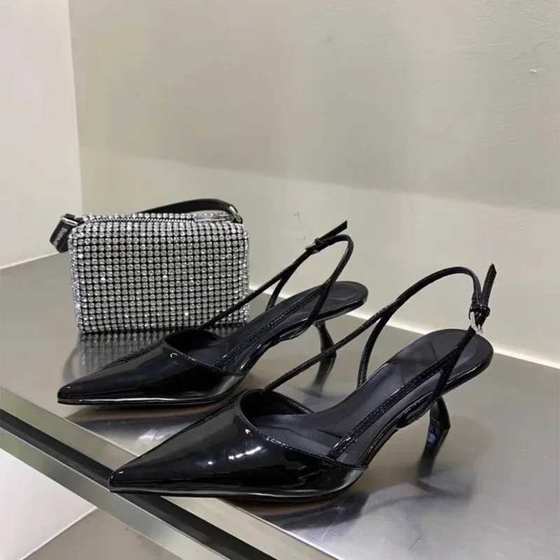 New Arrival Womens Pointed Heel Sandals Dress Party Fashion Summer Slide New Walk Flip Pump Slide T250409