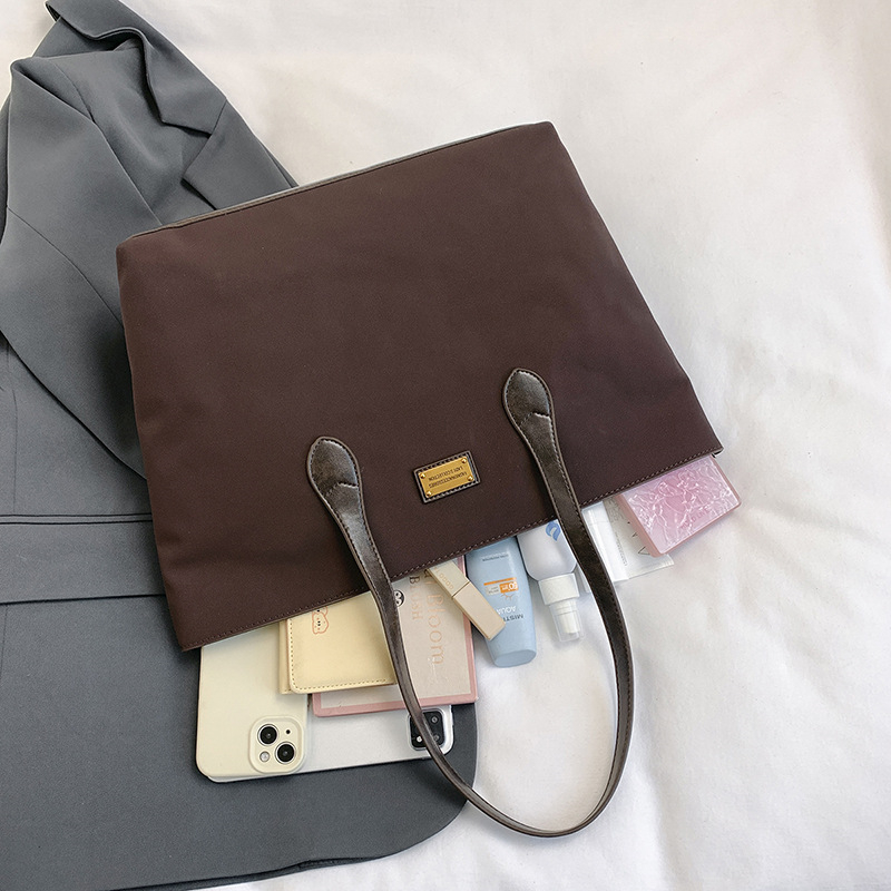 2025 Trainers Free … - image