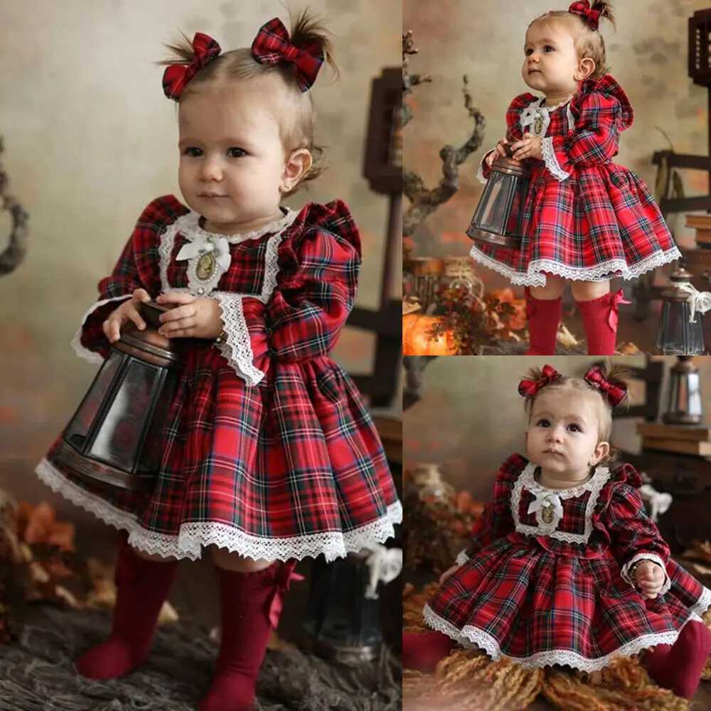 2020 Christmas Childrens Baby Girls Princess Dress Red Checkered Ruffle Lace Tutu Dress Childrens Girls Puff Sleeve Christmas Dress 1-6Y W250111