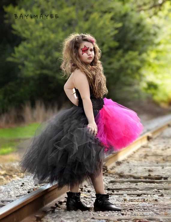 Cool girl rock queen Tutu dress baby fluffy crochet chiffon dress childrens role-playing costume childrens birthday party tracking dress W250111