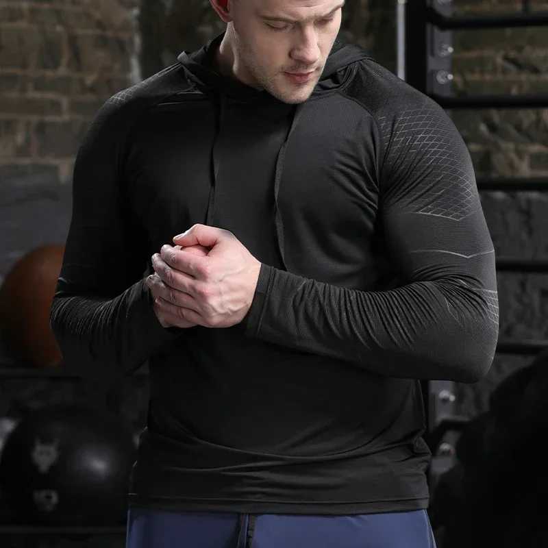 Mens outdoor sports hoodie quick drying suitable for long sleeved tops with hood mens running sportswear casual quick drying sportswear W250111