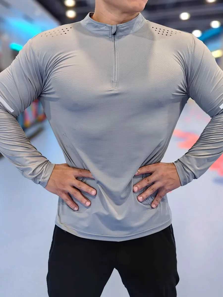 Autumn fitness clothing for men breathable and elastic ultra-thin fast drying running cycling training ultra-thin sports long sleeved T-shirt W250111