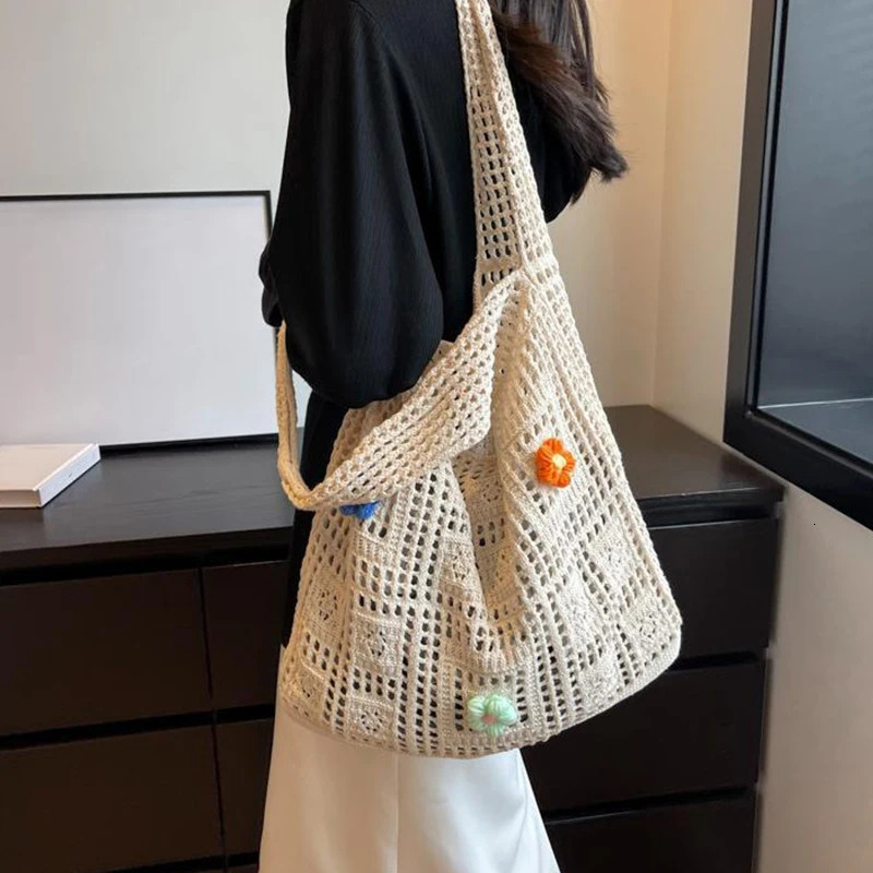Flower Knitted Handbags Female Large Capacity Womens Pack Summer Beach Bag Purses Hollow Woven Shoulder Bags 250107