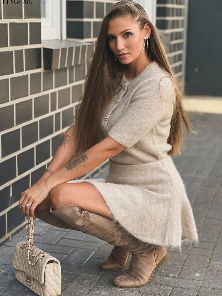 Womens Two Pieces Set Knitwear Summer Short Sleeve Knitted Pullovers A-line Mini Skirt Sets Woman O-neck Buttons Suits Solid 250109