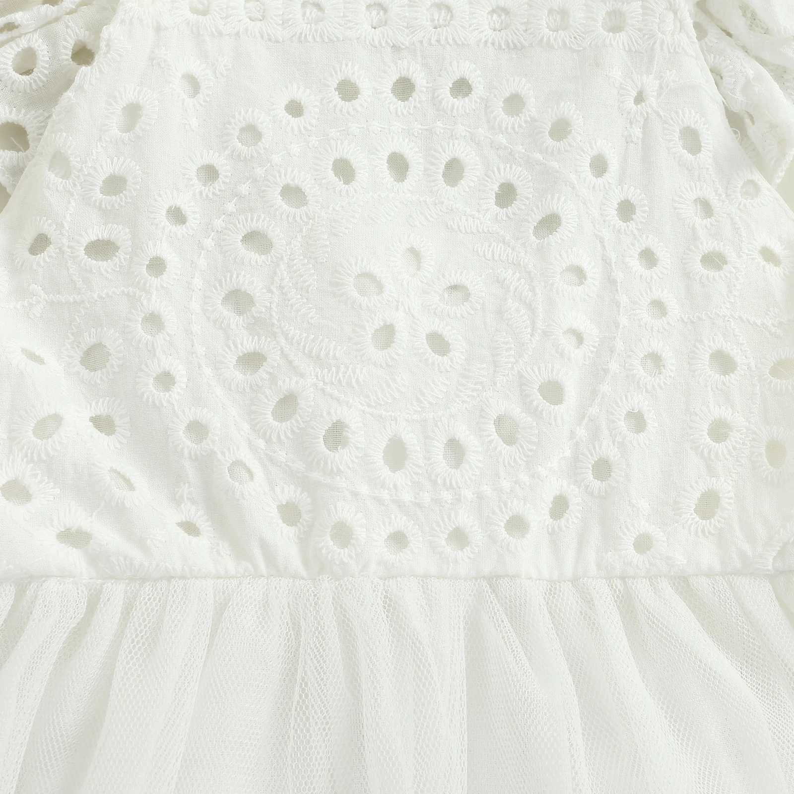 Baby and childrens lace Tutu dress baby and girl solid color flying sleeve V-neck patch workwear 100% pure cotton dress (white pink) 1-5T W250111