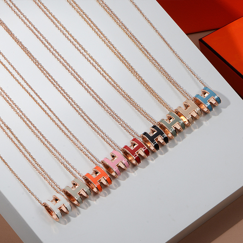 top Necklaces for woman Necklaces woman designer Fashion Classic Clover Pendant Necklaces Jewelry Charm Necklaces Chain 18K Gold Pendant Necklaces