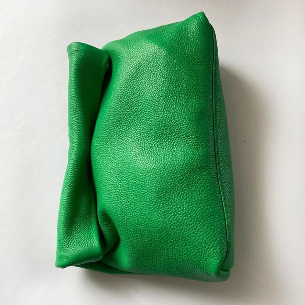 100% genuine leather Cowhide Handbag High Quality Leather Womens Foldable er Handbag Simple Magnet Handle Bags 250106