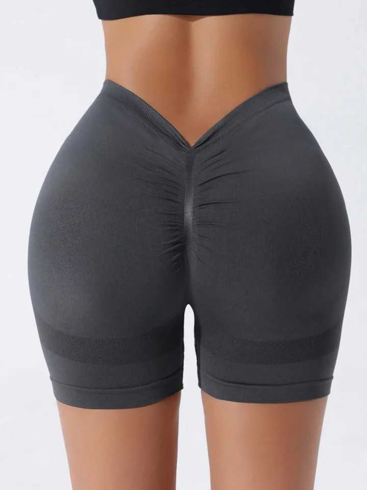 Seamless High Waisted Yoga Shorts From Europe And America Waist Tightening And Hip Lifting Fitness Pants Rear V-WaistXJ250111