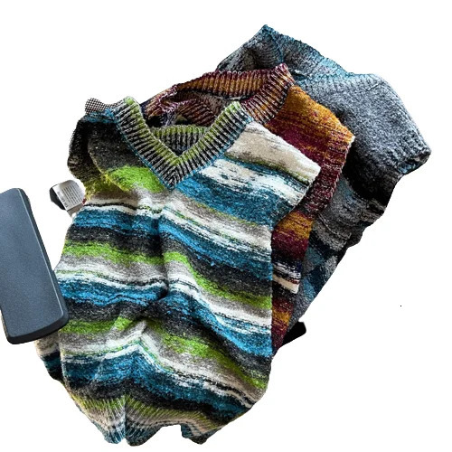 American Retro Gradient Striped Sweater Vest for Men and Women 2023 Autumn College Lazy Style Sleeveless Knitted Coat Tops 250107