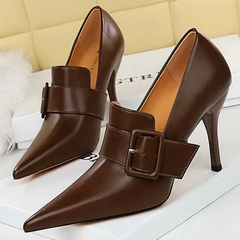 New Arrival 2025 New Pointed Shoes Womens Pump Belt Buckle Decorative High Heels Pu Leather Shoes Womens Stiletto Shoes Office Professional Pump T2501