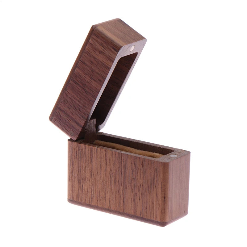 1PCS Unique Shape Ring Holder Engagement Ring Box For Proposal Wood Ring Box Proposal Small Engagement Ring Holder Box 250106