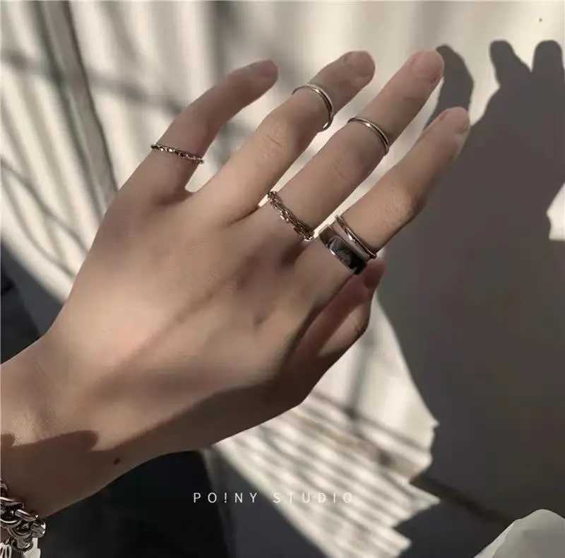 Fashion 7Pcs set punk simple ring womens silver geometric retro joint hip-hop finger ring jewelry niche design ring W250111