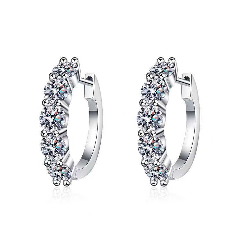 S925 sterling silver five diamond earrings set with VVS Mozambique diamonds fashionable and luxurious earrings for men and women