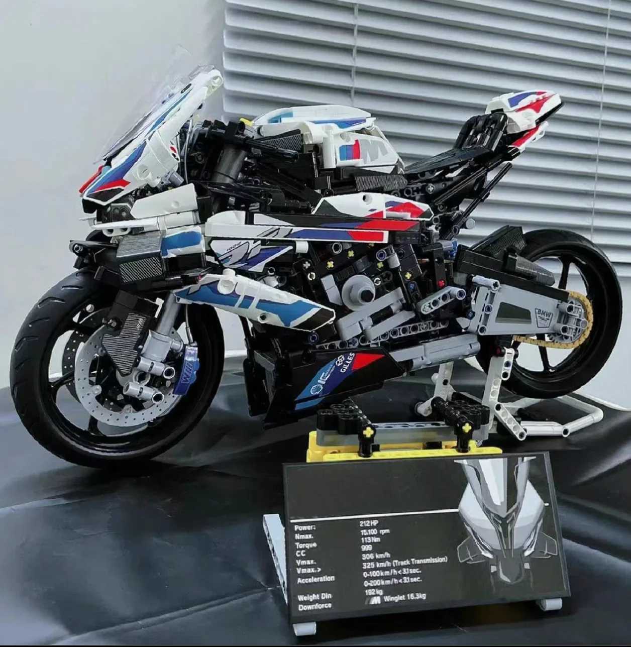 1920pcs Technology MOC M1000RR Model Racing Car 42130 Motorcycle Building Blocks Toy Gift for Boyfriend