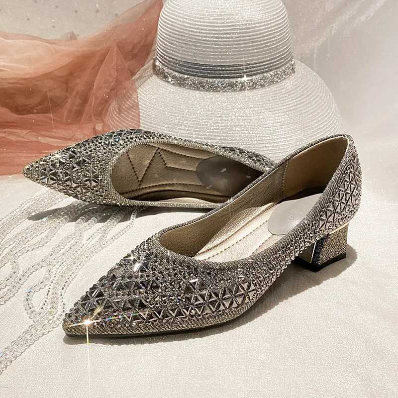 New Arrival Comemore New Summer Fashion Pump Womens Crystal Casual Womens Low High Heels High Heels Tenis Feminino Leather Large Size 43 T250110