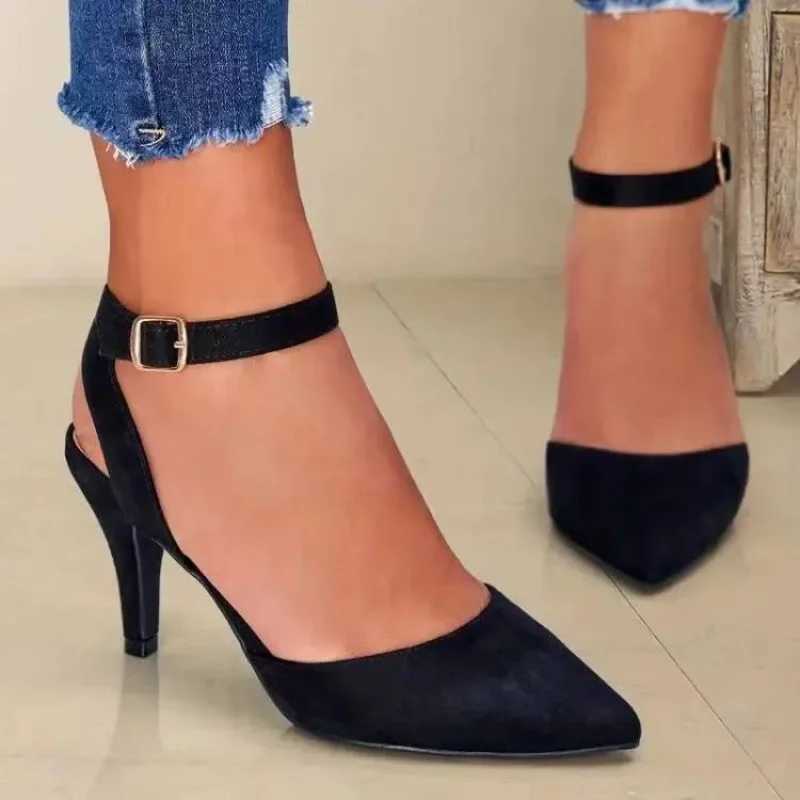 New Arrival Elegant thick high heels suitable for women solid color buckle camisole womens sandals sexy slim high heels banquet hall womens shoes T250