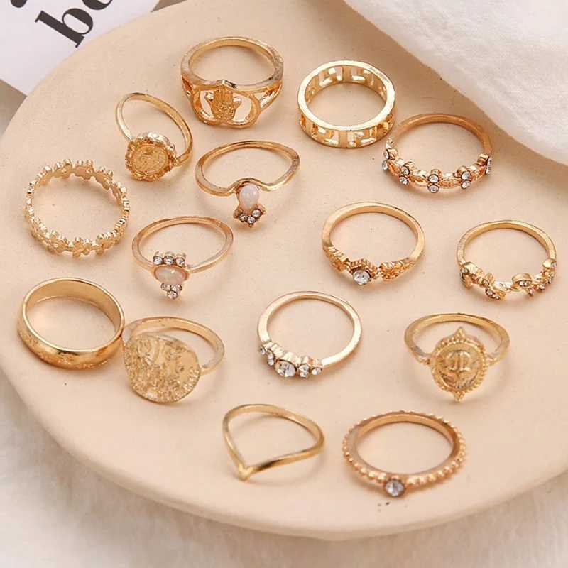 15 piece retro ring set suitable for womens fashionable cross flower palm pattern crystal geometric ring fashionable finger jewelry gift W250111