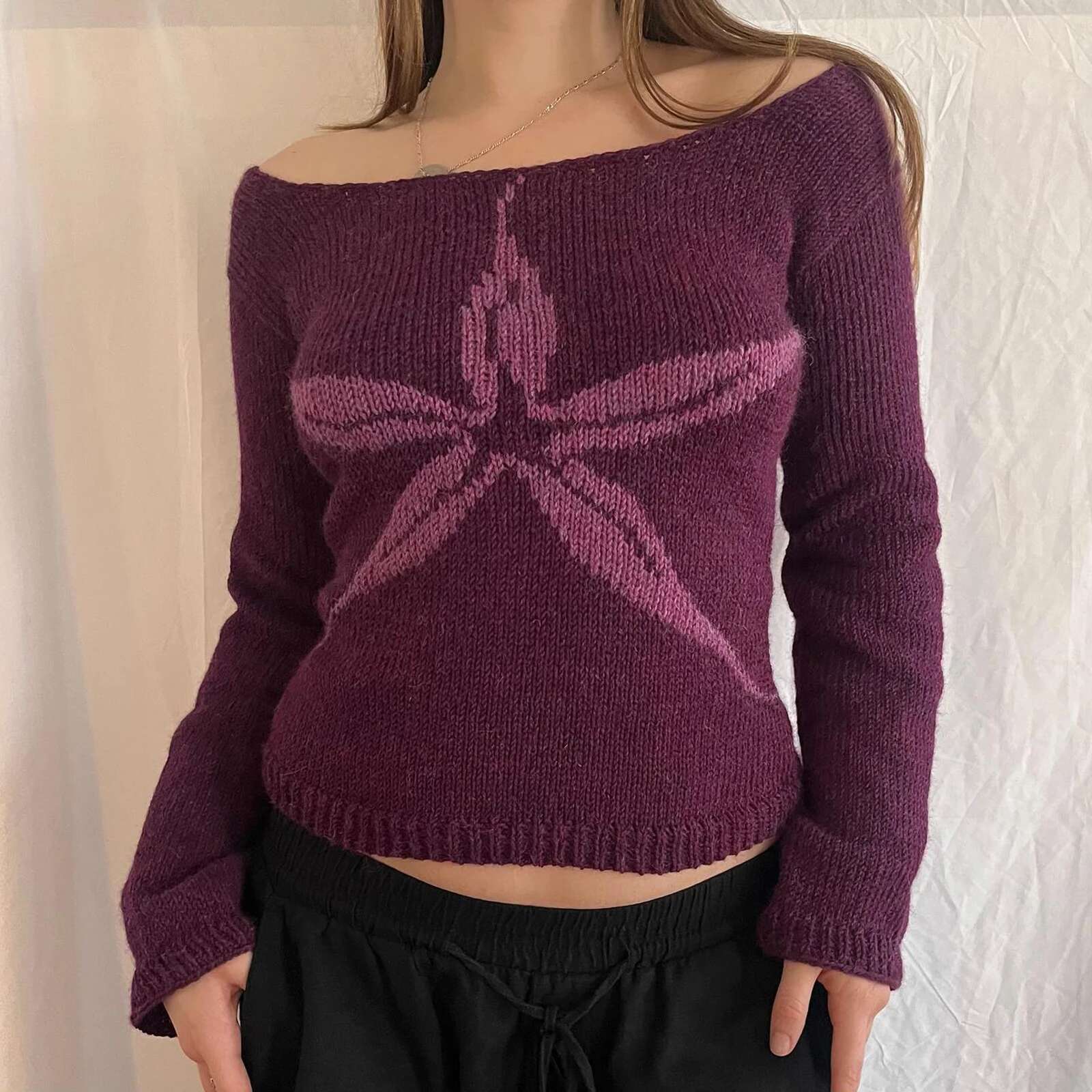 Gaono Women Y2k Off The Shoulder Sweater Bow Graphic Fitted Pullover Cute Fall Knit Tops Vintage Streetwear