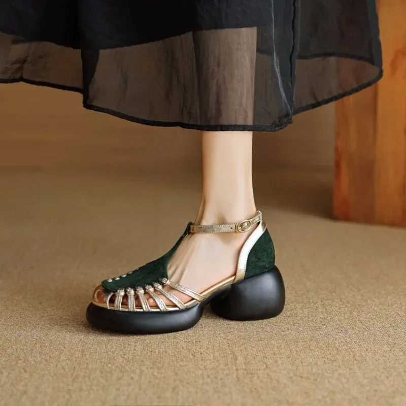 New Arrival New Summer Trend for Womens Shoes Comfortable Low Heel Shoes Treasure Head Casual One Line Buckle Fashionable Roman Sandals T250110