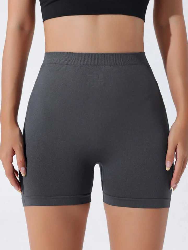Seamless High Waisted Yoga Shorts From Europe And America Waist Tightening And Hip Lifting Fitness Pants Rear V-WaistXJ250111
