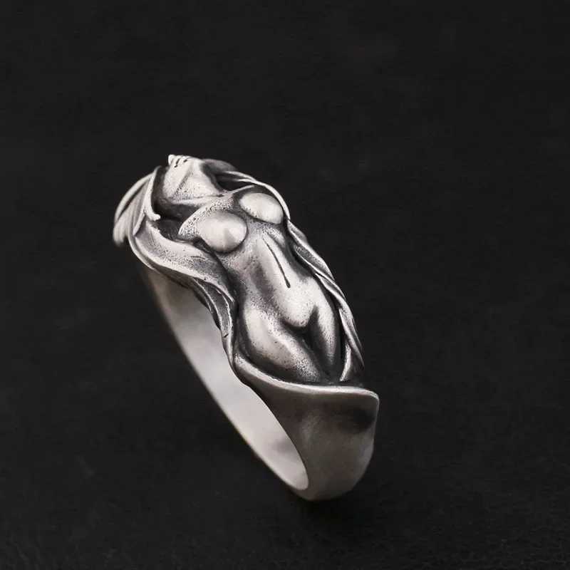 Fashion Punk Jewelry Personalized Nude Women Retro Ring Tren Mens Cool Party and Holiday GiftsXJ250110