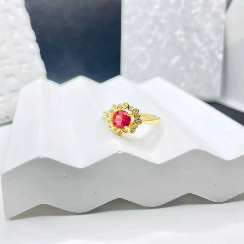 Red zircon titanium steel ring fashionable lightweight delicate stainless steel zircon ring W250111