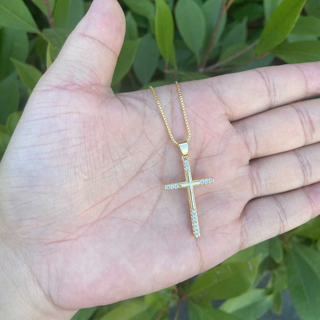 Crystal Diamond Christian Religion Jewelry Gold Plated Stainless Steel Chain CZ Micro Pave Cross Pendant Necklace