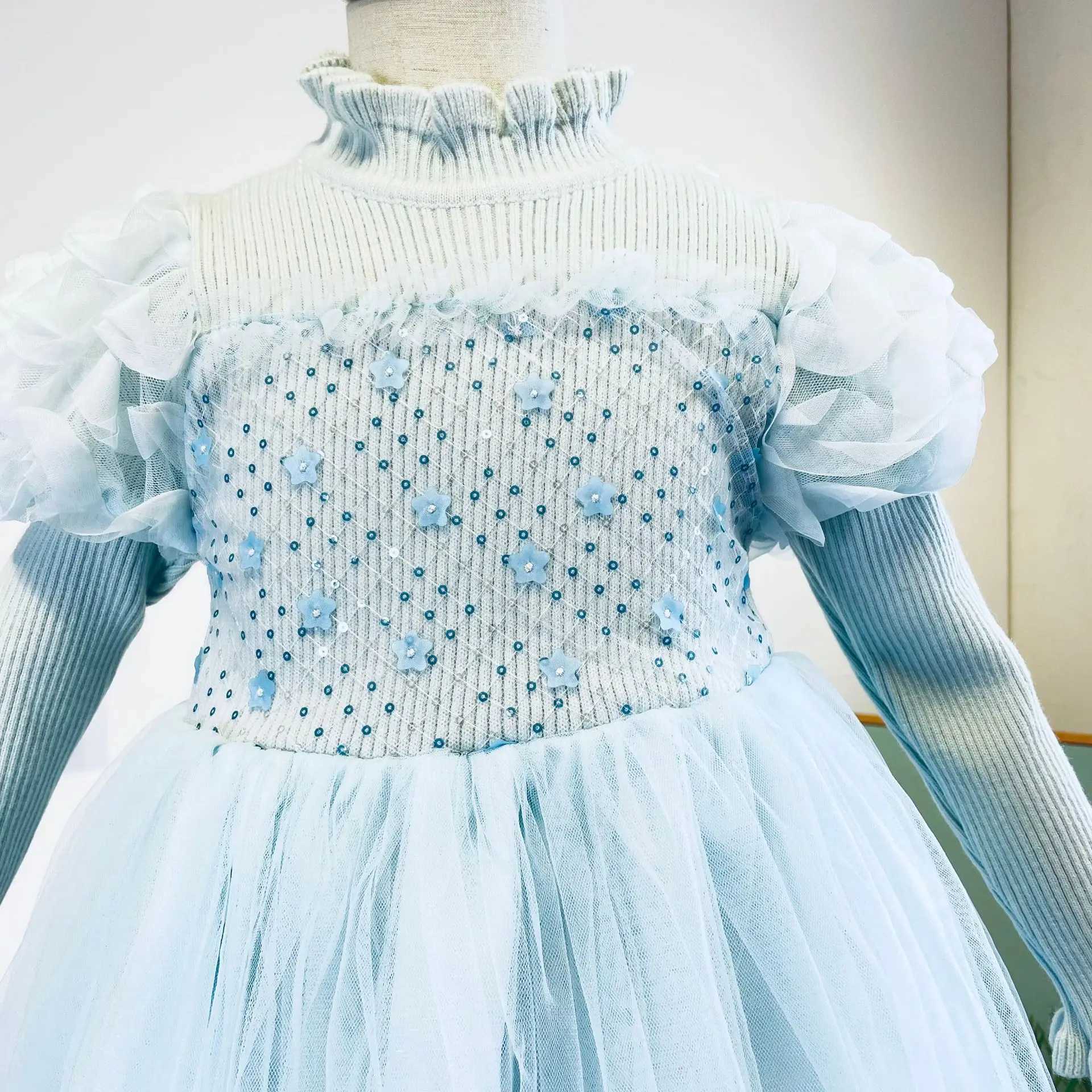 Spring and autumn childrens puff dress with patchwork lace collar and cuffs childrens girls frog sequins breathable mesh baby girls princess dress W25