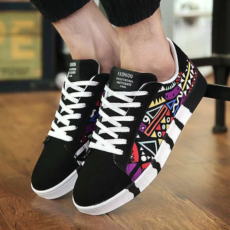 Summer Autumn Men Fashion Graffiti Men's Sneaker Lightweight Mens Casual Low Top Breathable Black Male Canvas Shoes