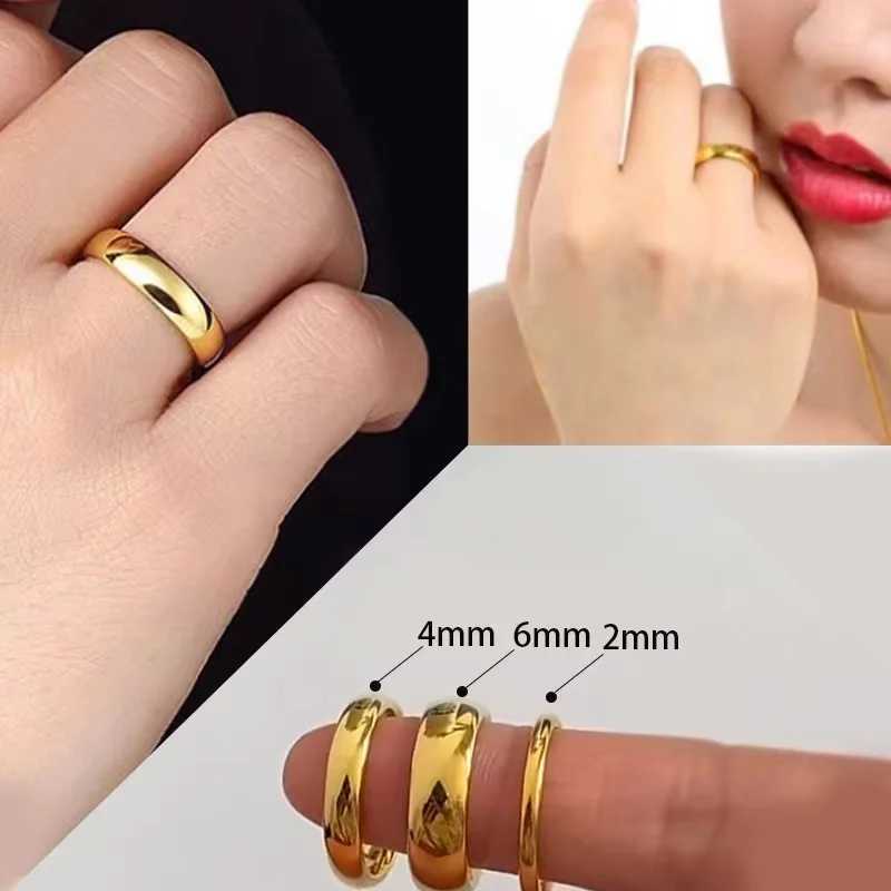 Classic 18K gold-plated couple ring wedding engagement minimum value simple and smooth stainless steel ring mens and womens jewelry W250111
