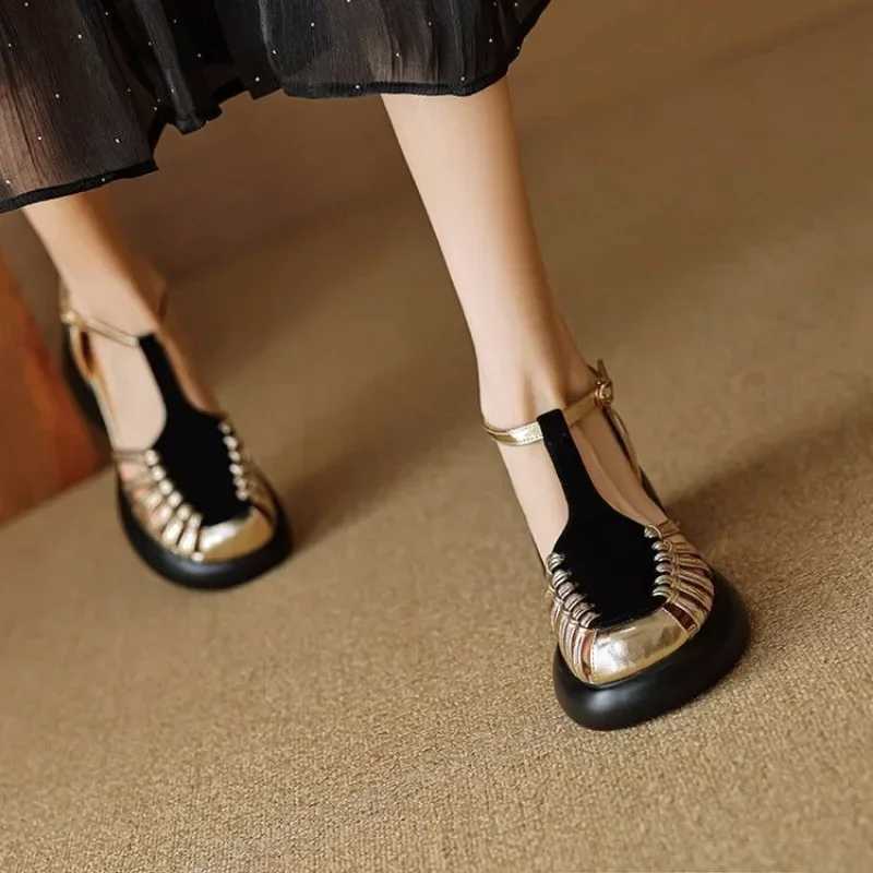 New Arrival New Summer Trend for Womens Shoes Comfortable Low Heel Shoes Treasure Head Casual One Line Buckle Fashionable Roman Sandals T250110