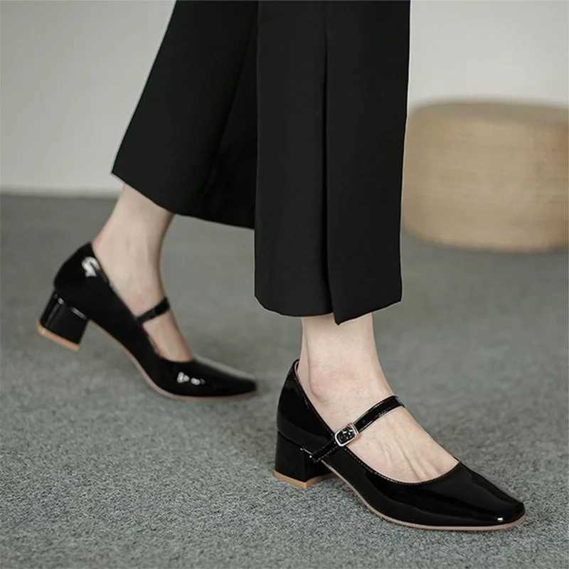 New Arrival New womens red and black Mary Jens shoes high-quality leather low heel dress shoes square toe shallow buckle strap womens shoes T250110