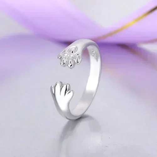 Latest Womens Retro Style Jewelry Girl Cute Party Ring Fashion Small Hand 925 Pure Silver Needle Finger Ring Lover Gift W250111