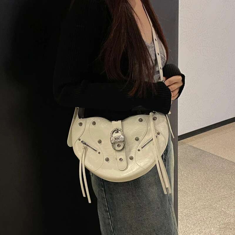 JW PEI Advanced Retro Design Oil Waxed Leather Cowhide Crossbody Bodypack Large Capacity Cosmetic Brand Bag