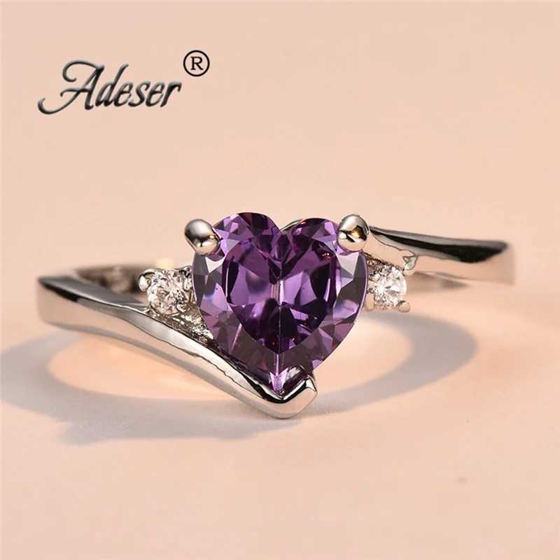 Black heart-shaped stainless steel ring womens fashion trend zircon finger ring womens engagement jewelry W250111