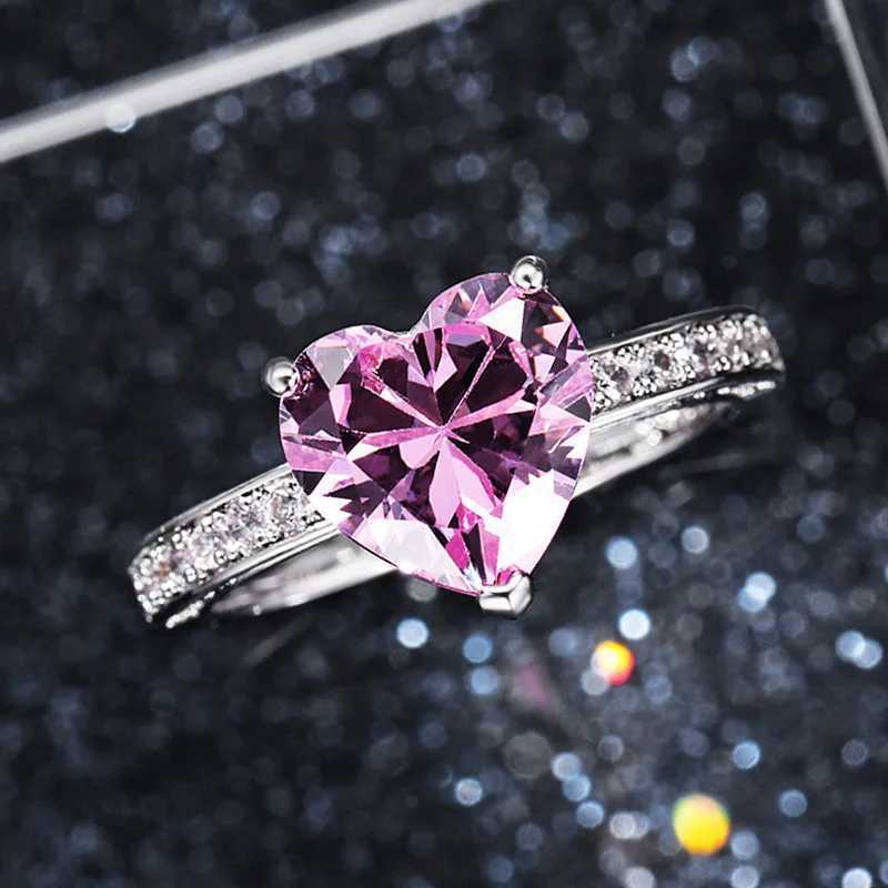Fashion Classic Womens Heart Ring Pink Cubic Zirconia Proposal Ring Anniversary Gift Wedding JewelryXJ250110