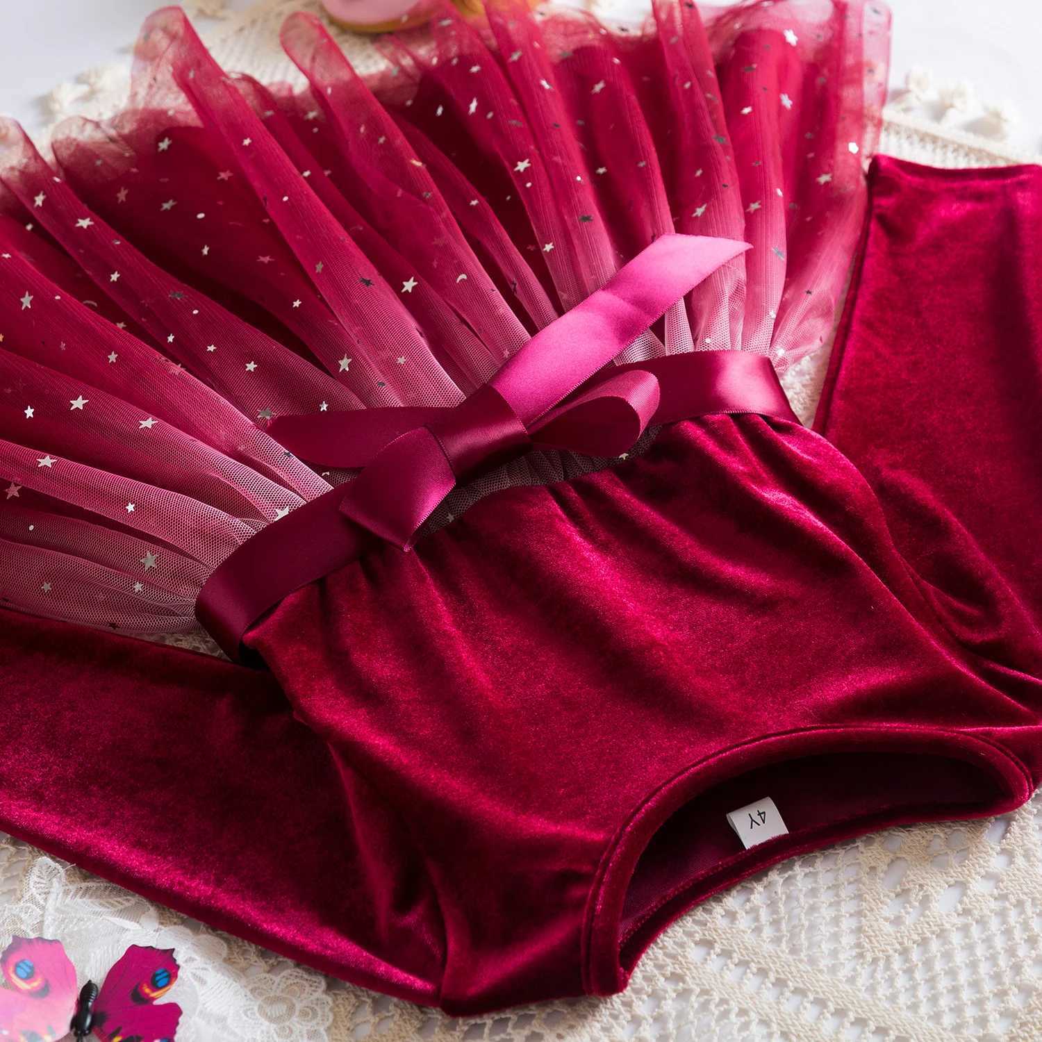 3-8-year-old childrens and girls red Christmas spring long sleeved dress suitable for childrens birthdays and weddings wearing fashionable autumn clot